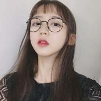 现在的女孩子都是 亲人面前小清新 外人面... 终于放过你也放过自己