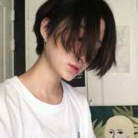 :   “就算不快乐也不要皱眉    因... 听说树木最坚硬的地方