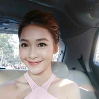 喜欢你显得太随便 说爱你又太庸俗 除了睡你... 爱情是把双面刀 惟有