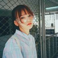 我再怎么不好 脾气再怎么差 也没动不动就想... 虚假的　笑　容，到最