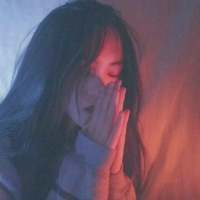 姑娘你的眼泪是金豆，