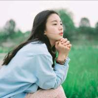 喜欢你显得太随便 说爱你又太庸俗 除了睡你... 爱情是把双面刀 惟有