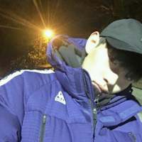 “若还要因为与人相处而委屈自己倒不如独... 爱他就要把他锁在屋里