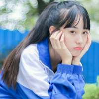 她笑着说她要放弃了，