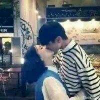 命中注定要遇到的人，是怎么躲都躲不掉的。 离不开的地方 都是监