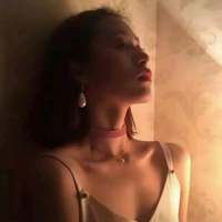 越长大越孤单 拥有着恋人的称呼，却