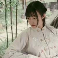 “北方有佳人 倾国又倾城” 现在的我能远观你不动