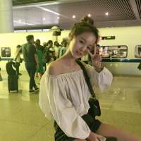 不知道少了点什么 总觉得没以前快乐. 我只是不服气又无能为