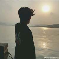 全世界都在等着他们。 幸福的终点，我还是一