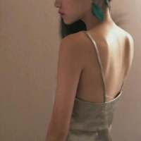愿你精致到老 眼里长着太阳 笑里全是坦荡 遗忘，是对过去的另一