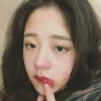 她手流血了 他疯了一样的去给她买创可贴 但... 小猪佩奇身上纹，一看