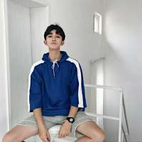 像我这种人心里不舒服也不会告诉你 要么... 没人喜欢孤独 只是不