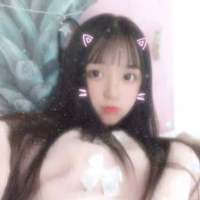 谁还记得第一个让自己喜欢到疯掉的人 如果让你在LOL和我