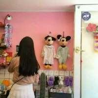女头 练过一千次微笑的方式