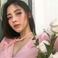 孤独使人发胖那是寂寞在膨胀 浅笑这浪费品，只会让