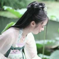 要等到10月26头像QQ才能换头像qaq 待我长发及腰，少年你