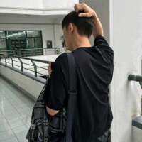 "过不去的坎别再放在心上忘不掉的人... 我是有多麽的愛妳,不