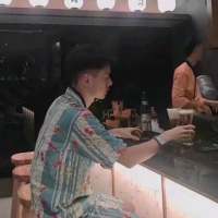 我这么喜欢流浪 只想在你身上定居 相信自己~把握未来，
