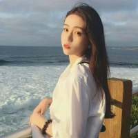 若你听见我的哽咽声请你捂上耳朵让我一直... 时间从玻璃壸中，偷偷