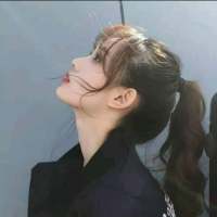 我们都看不见风，所以让往事随风。 小女子不才，没能让公