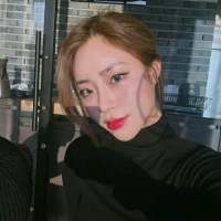 小年来身边，一锭银子