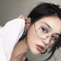 那就我来保护你 我在这里赌气 很久很