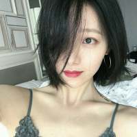 女孩子真正富足的状态应该是见多识 广朋友... 若情话说尽 就请给她