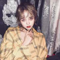 后悔 早已习惯用手机来掩饰