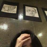我再怎么不好 脾气再怎么差 也没动不动就想... 虚假的　笑　容，到最