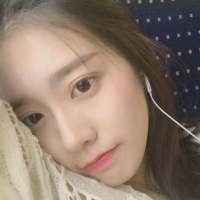 我既无趣又不酷一点也不可爱更不是小仙女 ... 山河拱手，为君一笑。
