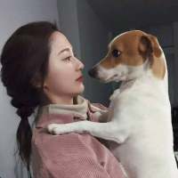 喜欢拿走. 你忙，忘了我需要人陪