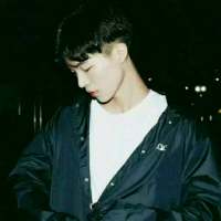 喜与世人唱反调 老是跟你说一些连我自