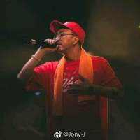 Jony J.???