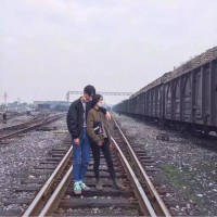 海不会不蓝 我不会不爱 很喜欢却不能在一起像