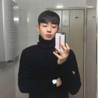 拼命对一个人好 生怕做错一点对方就不喜... 曾经也走过那些快乐的