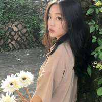 海底月捞不起 心上人不可及. 如果记忆不说话，流年