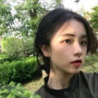“有一天我发了疯样的在找方向却总是南北难... 曾以为，我们的感情完