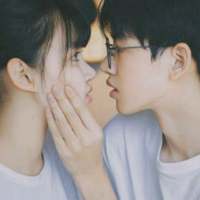 泪和酒混在一起灌进胃