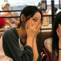 要么孤独 请不要假装对我好，我