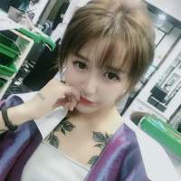 依偎着你心跳声如此频