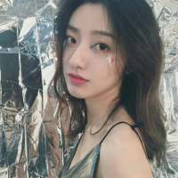 :  “你的世界人太多了   我挤不进... 大风把烈酒吹醒方知当