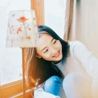 【女生头像·吴倩】下雨的天，总是故事开始... 有些日子，像一瞬间那