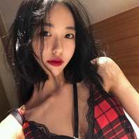 女生头像 心累旳时候，连话都不
