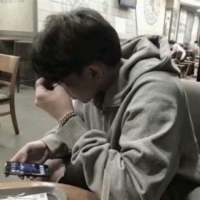 轩：          烟酒不打... 不用说再见，不必再相
