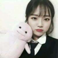 就算讨厌也要学会微笑. 你来时携风带雨，我无