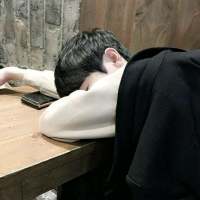 "过不去的坎别再放在心上忘不掉的人... 我是有多麽的愛妳,不