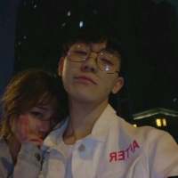 全世界都在等着他们。 幸福的终点，我还是一