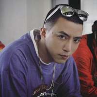 Jony J.???