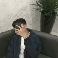 我也不想丧 可我没快乐 窗外，车流穿息，却带