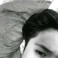 Don't sleep too late. Don't love too muc... 你以后的生活一定会比
